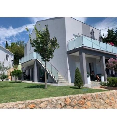 Apartmani Deluxe Jasenice  Exteriör bild