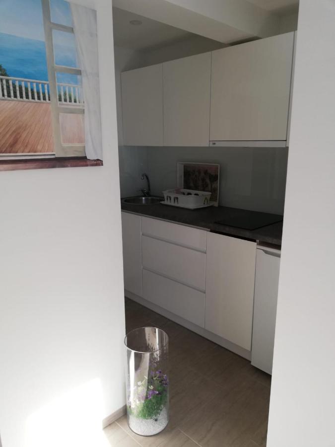 Apartmani Deluxe Jasenice  Exteriör bild